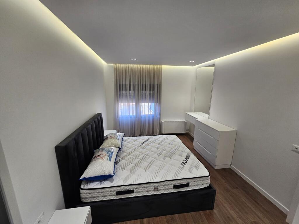 Apartament 2+1 për qira në Myslym Shyr