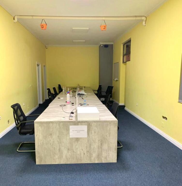 For Rent: Commercial Space in Blloku Area – Near Restaurant Era | Prime Location | A/C | Wooden Flooring | Spacious Layout
