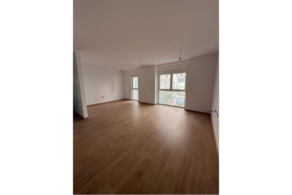 SPACE FOR OFFICE FOR RENT NEAR AIR ALBANIA STADIUM
