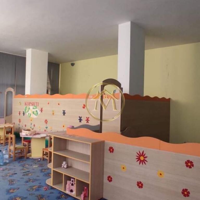 Business Unit 110.33 m², in the Center of Fresku.