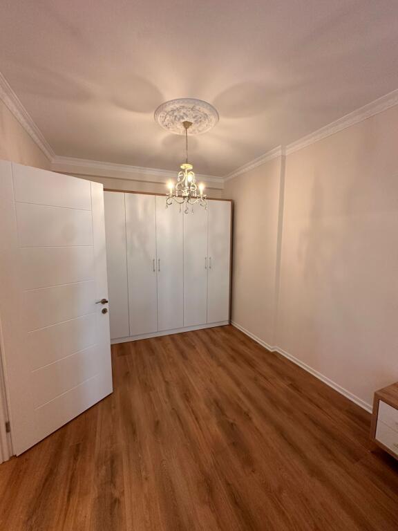 2+1 apartment for rent Xhamllik