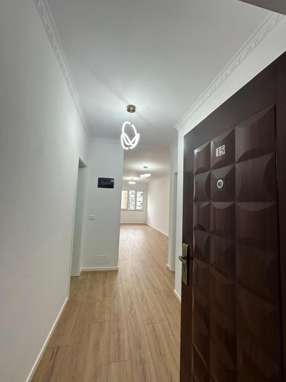 SHITET APARTAMENT 2+1 Rr Aleksandri i Madh( Rreth rrotullim i Astirit )