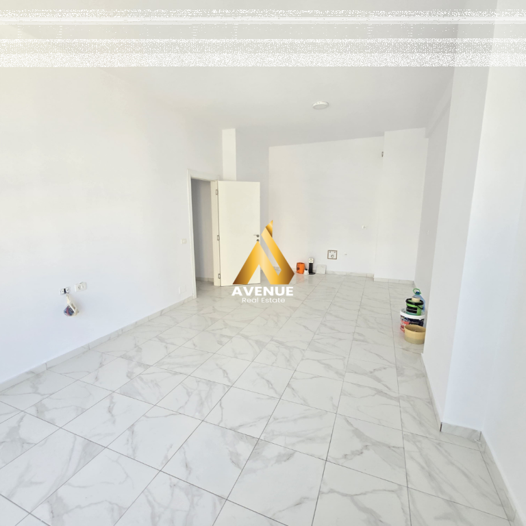 JEPET ME QERA APARTAMENT 3+1+2 PRANE SQUARE 21, TIRANE