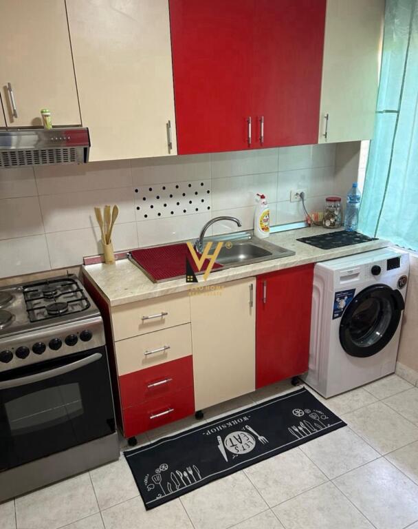 APARTAMENT 1+1+BLK ME QERA MBRAPA MINISTRISE SE JASHTME