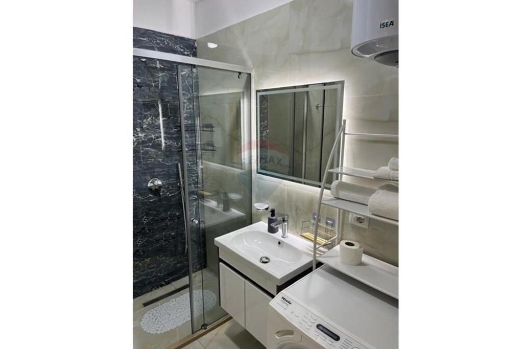 Apartment 2+1 for rent on Kavaja street