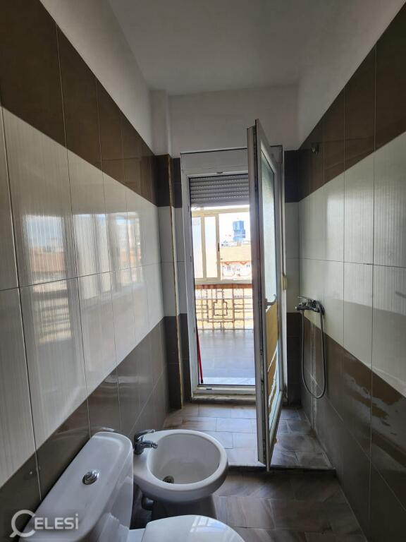 FOR RENT STUDIO 35000 LEKE PAZARI I RI