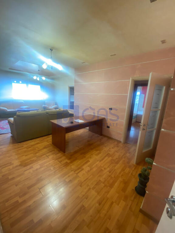 Apartment 3+1 for rent in Brryl