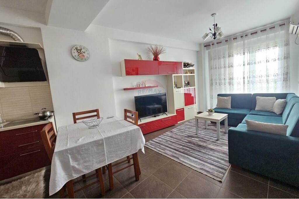 Jepet me qira Apartament 2+1+2 “Pjetër Budi”