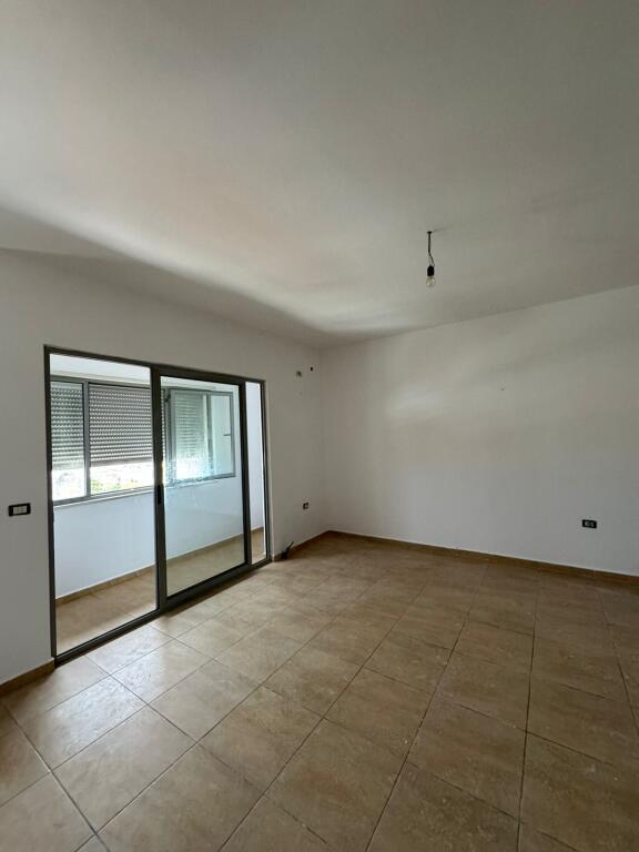 Appartamento 1+1 in affitto, Via 5 Maggio, edificio Concord Center