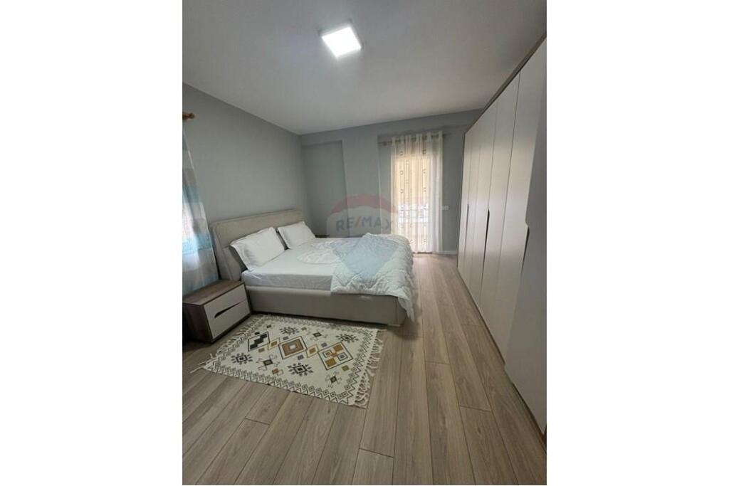 APARTAMENT 2+1 PER QIRA NE ZONEN E FRESKUT