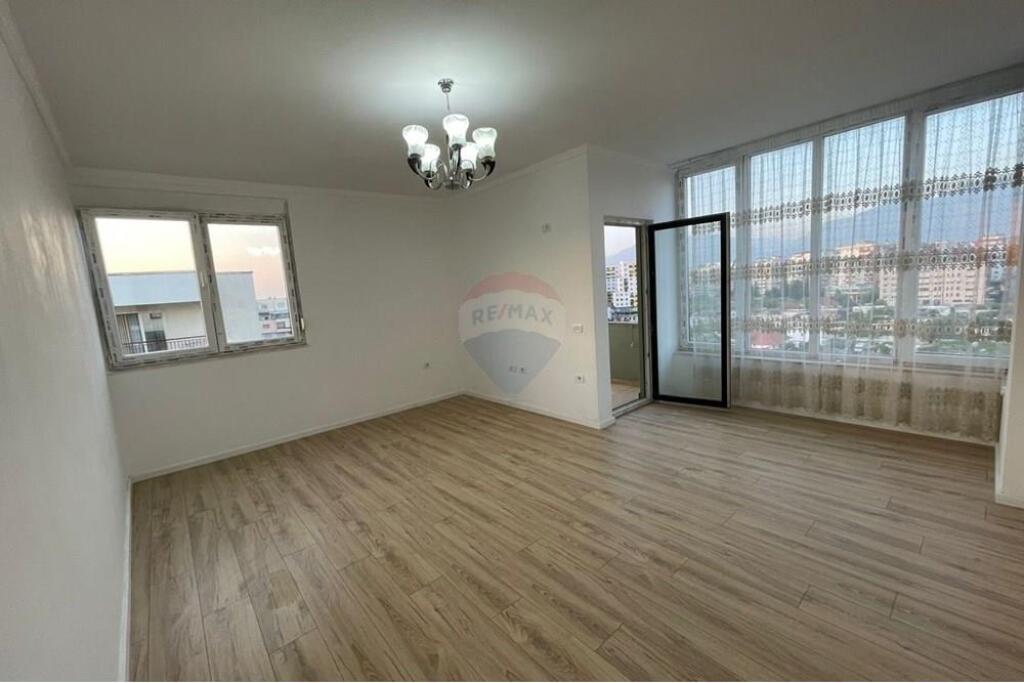 1+1 apartment for sale in Yzberisht!