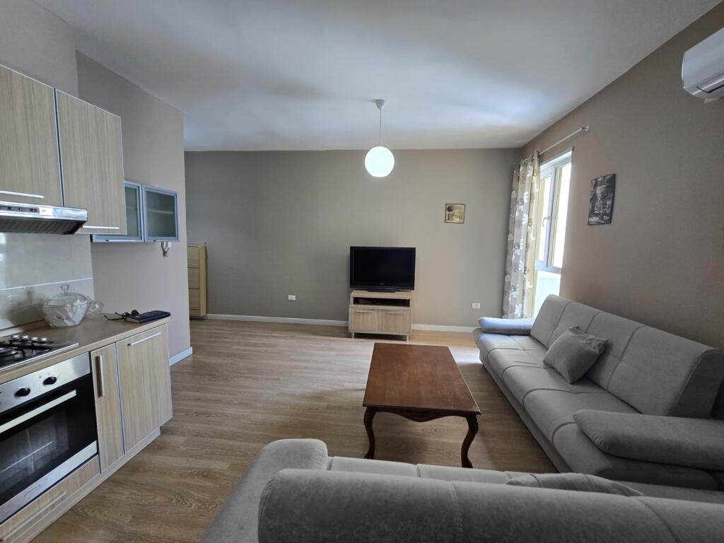 APPARTAMENTO 1+1 IN AFFITTO VICINO AL LAGO