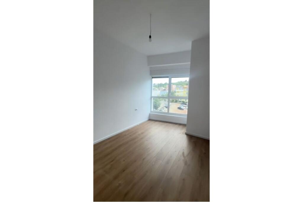 OKAZION !!!!!!! APARTAMENT 1+1 PER SHITJE TEK KOMPLEKSI MANGALEM