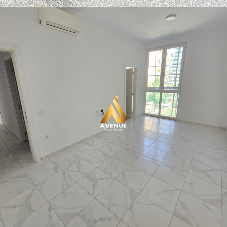 JEPET ME QERA APARTAMENT 3+1+2 PRANE SQUARE 21, TIRANE