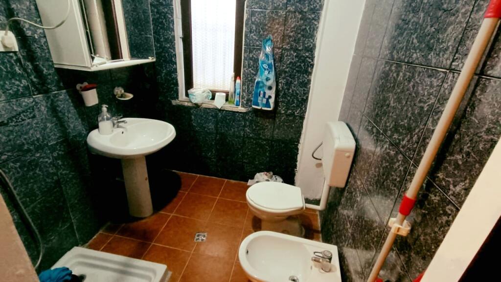 Apartament 1+1 për qira afër rrugës së Kosovarëve