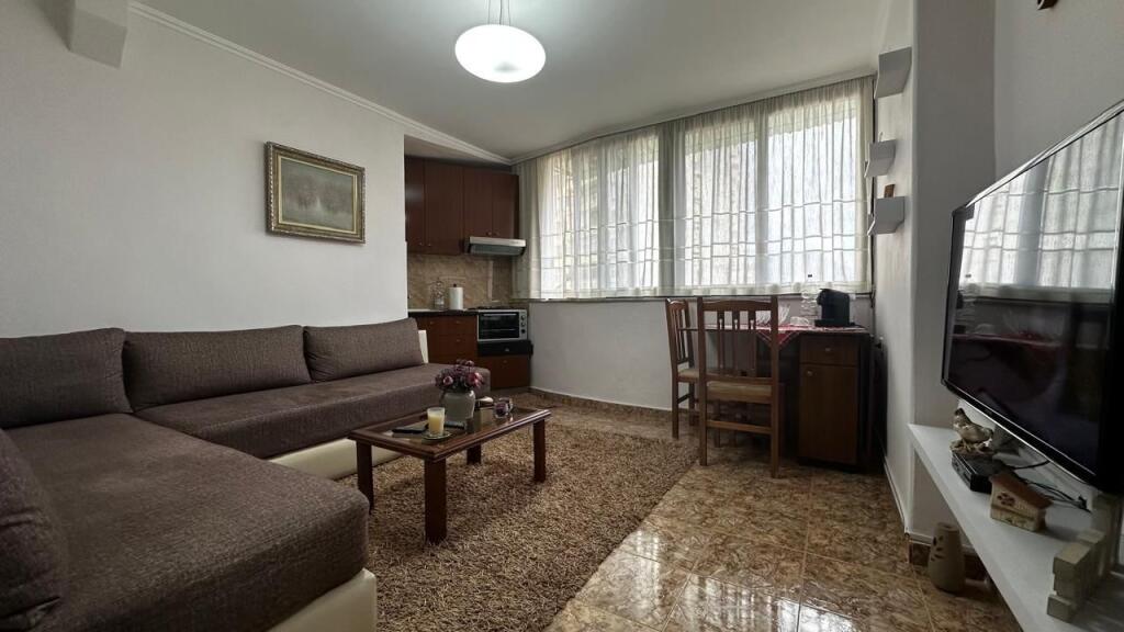 Apartament 1+1 për qira