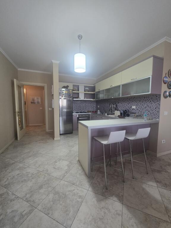 APARTAMENT 2+1+2 ME QERA GJYKATA DURRES