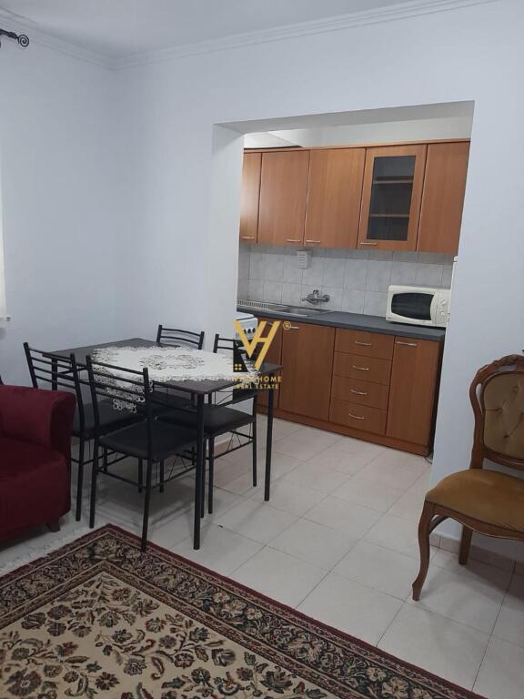 APARTAMENT 2+1 ME QERA TE BLLOKU