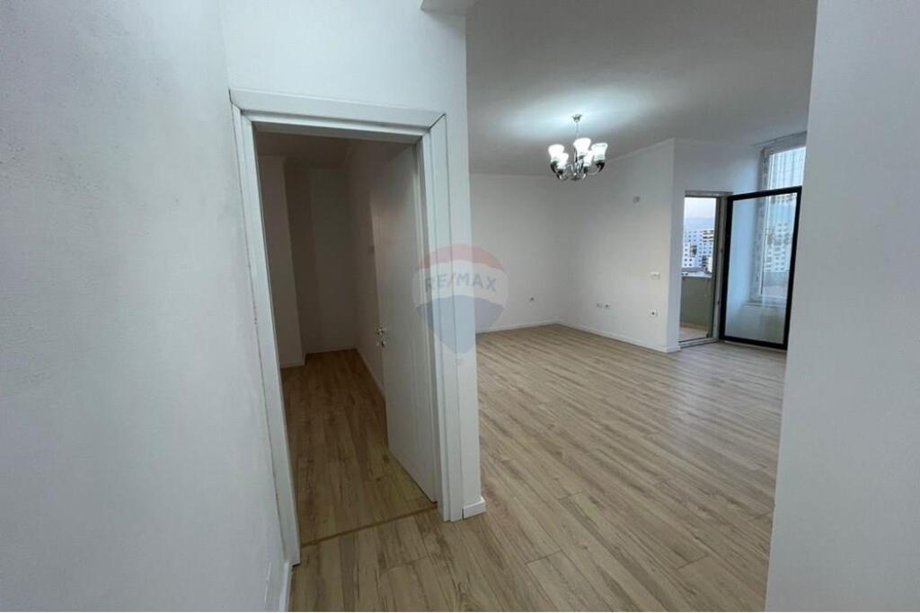 1+1 apartment for sale in Yzberisht!