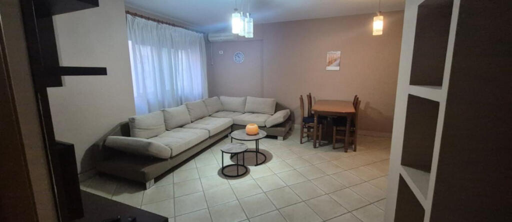 Apartment 2+1 for rent at 21-Dhjetori!
