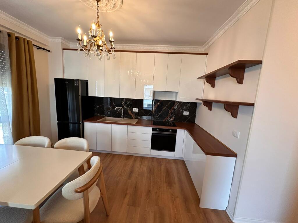 2+1 apartment for rent Xhamllik