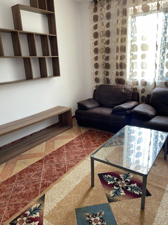 Parking Post | Dedicated Entrance for Rent – 1+1 Apartment in Unaza e Re, Tirana!