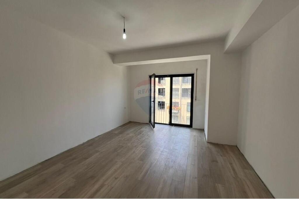 Apartament 2+1+2 për shitje