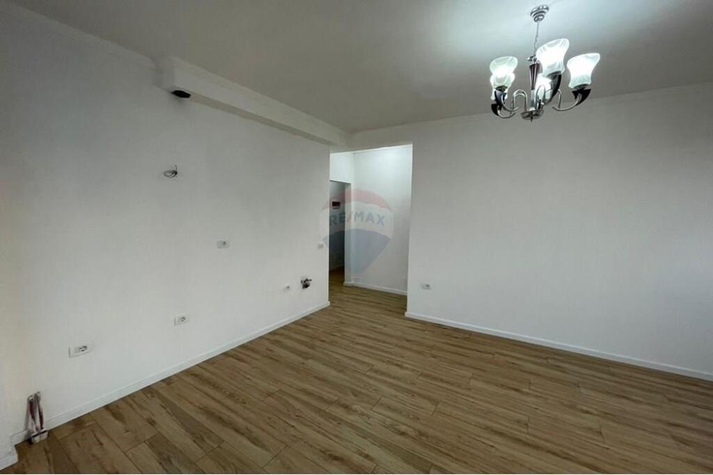 1+1 apartment for sale in Yzberisht!
