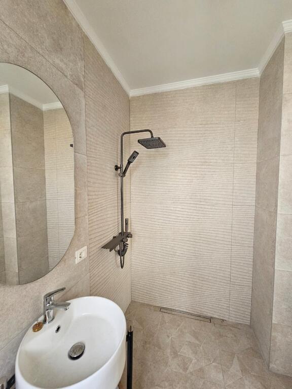 For Rent Apartment 2+1+2 with Balcony - Yzberisht, Besim Alla Street
