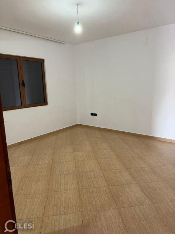 JEPET ME QERA APARTAMENT 3+1 SIRI KODRA