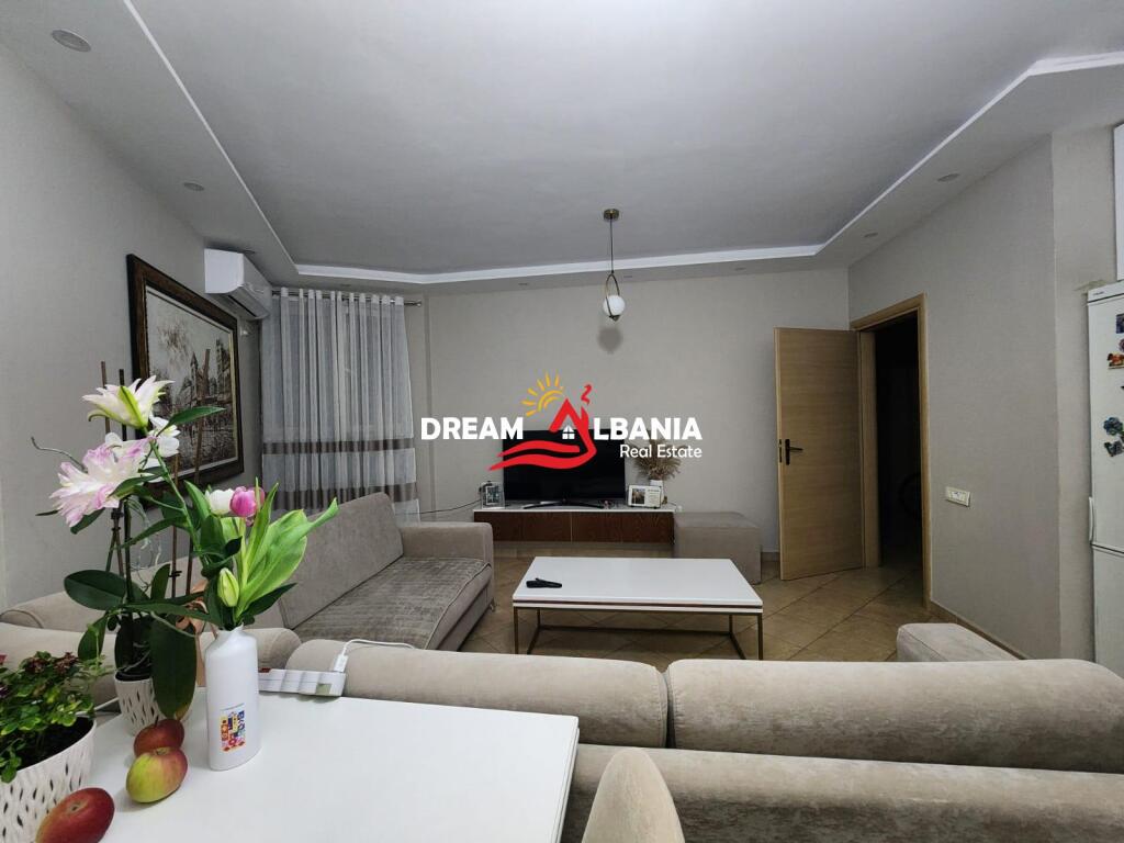 1+1 apartment for sale in Shkoze