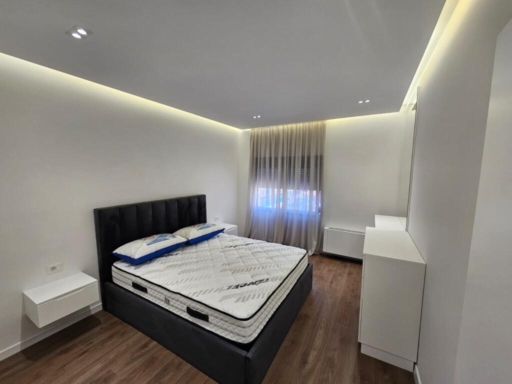Apartament 2+1 për qira në Myslym Shyr