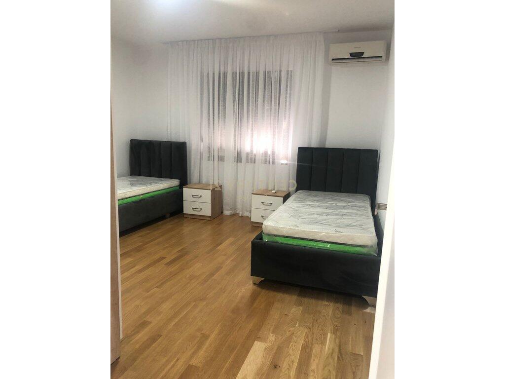 FLOOR VILLA FOR RENT LOCATED NEAR GRAND COMPLEX, ELECTRIC MARKET, TIRANA!