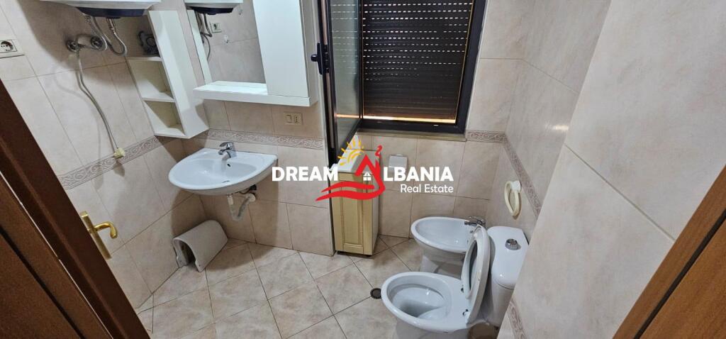 1+1 apartment for sale behind the General Prosecutor's Office in Tirana (ID 41111095)