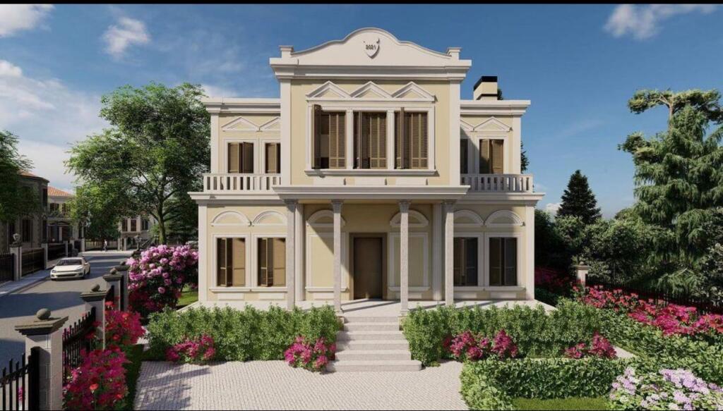 For sale, 3-story Villa "Belvedere" Korçë