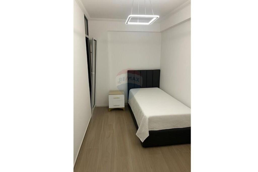Apartment 2+1 for rent on Kavaja street