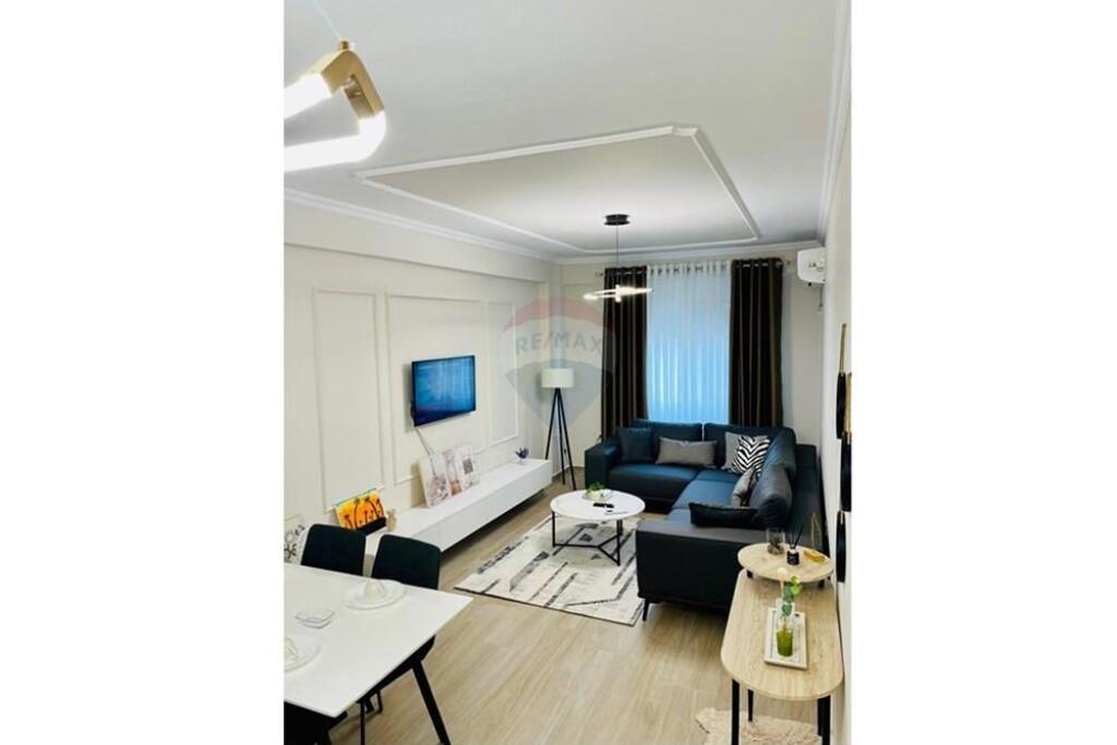 Apartment 2+1 for rent on Kavaja street