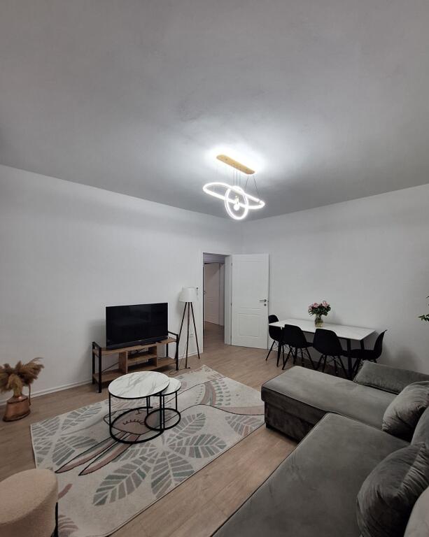 In Affitto Appartamento 1+1+1 Balcone