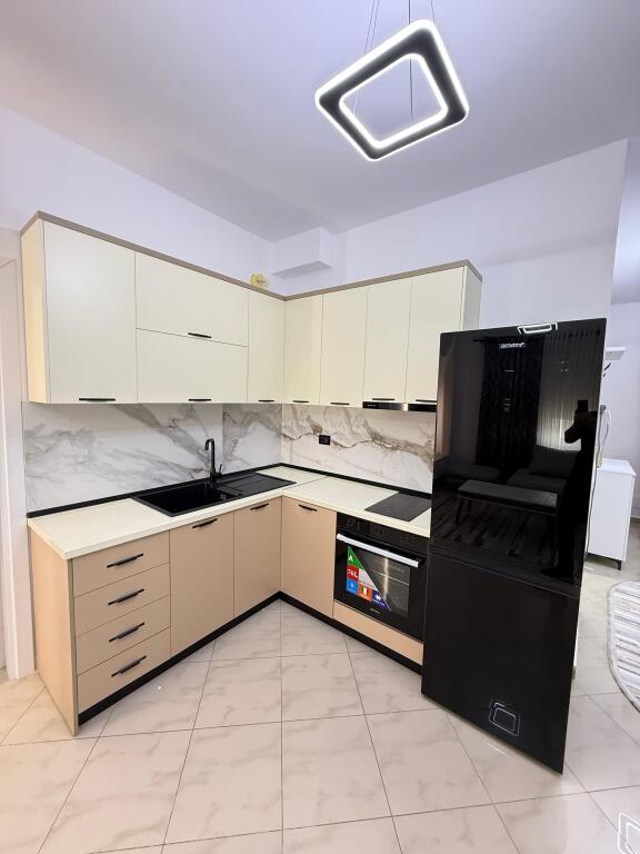 Apartament 1+1 me Qera, Liqeni i Thate