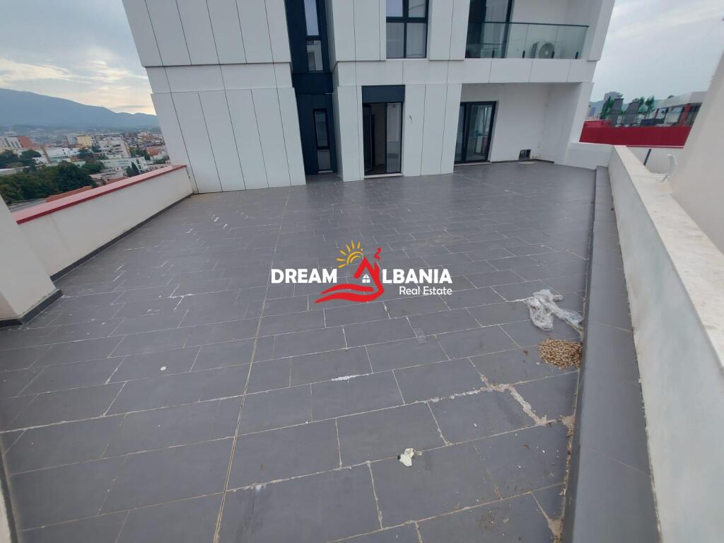Apartment 2+1 with terrace for rent at the Arlis complex, Tirana ID (42215009)