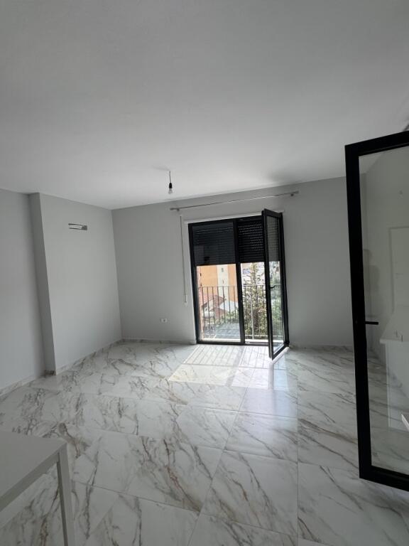 For rent 1+1 Apartment located (Kahraman Yll Street, near Tv Klan, near Uet, Porcelan)