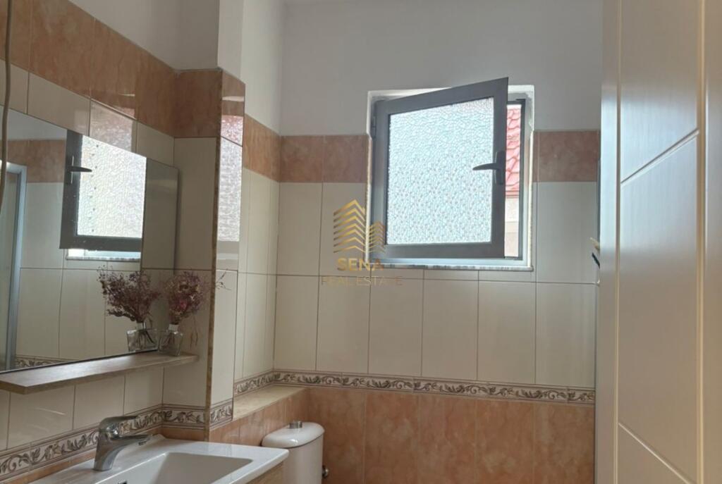 Qira, Apartament 2+1+Blk, Rruga Elbasanit – pranë Pallatit të Brigadave.
