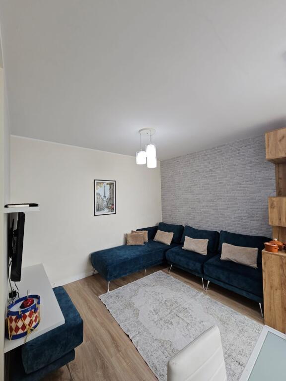 Apartment 2+1 for rent near the Ballet School.