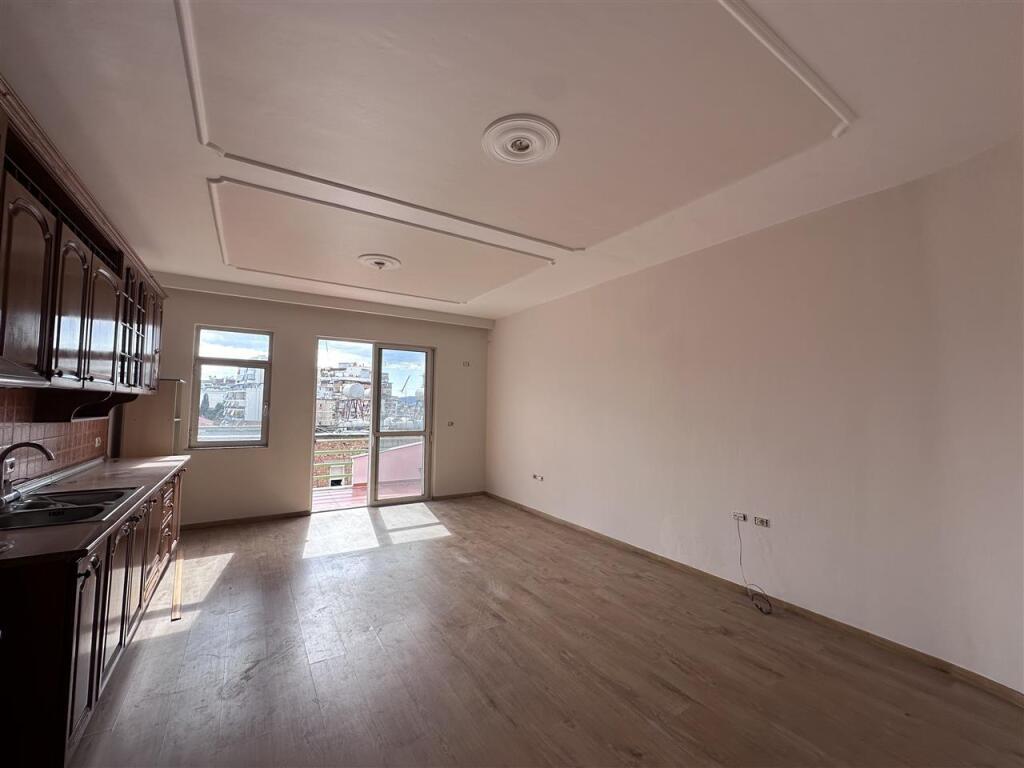 Apartment 3+1+2 is offered in Rr Ali Visha, rr Elbasanit