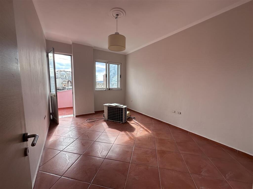 Apartment 3+1+2 is offered in Rr Ali Visha, rr Elbasanit