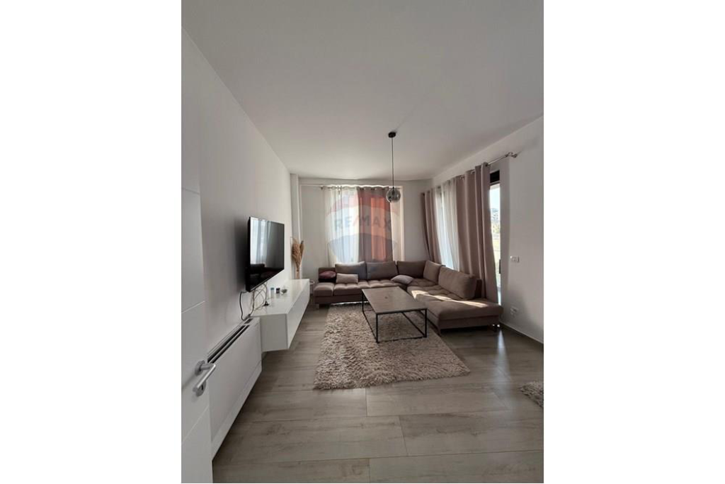 APARTAMENT 2+1+2+ PARKIM PËR QIRA TEK PARK GATE