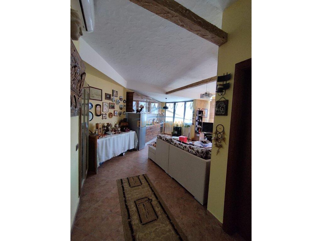 Rent, Apartment 1+1 Laprake, Tirana.