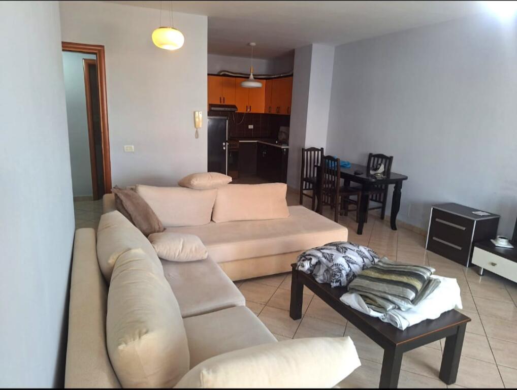 SHITET APARTAMENT 2+1 TE SELVIA