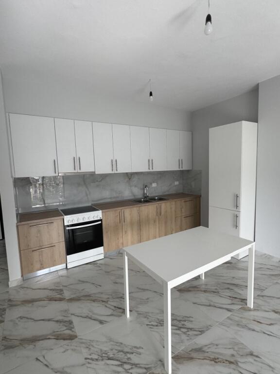 For rent 1+1 Apartment located (Kahraman Yll Street, near Tv Klan, near Uet, Porcelan)