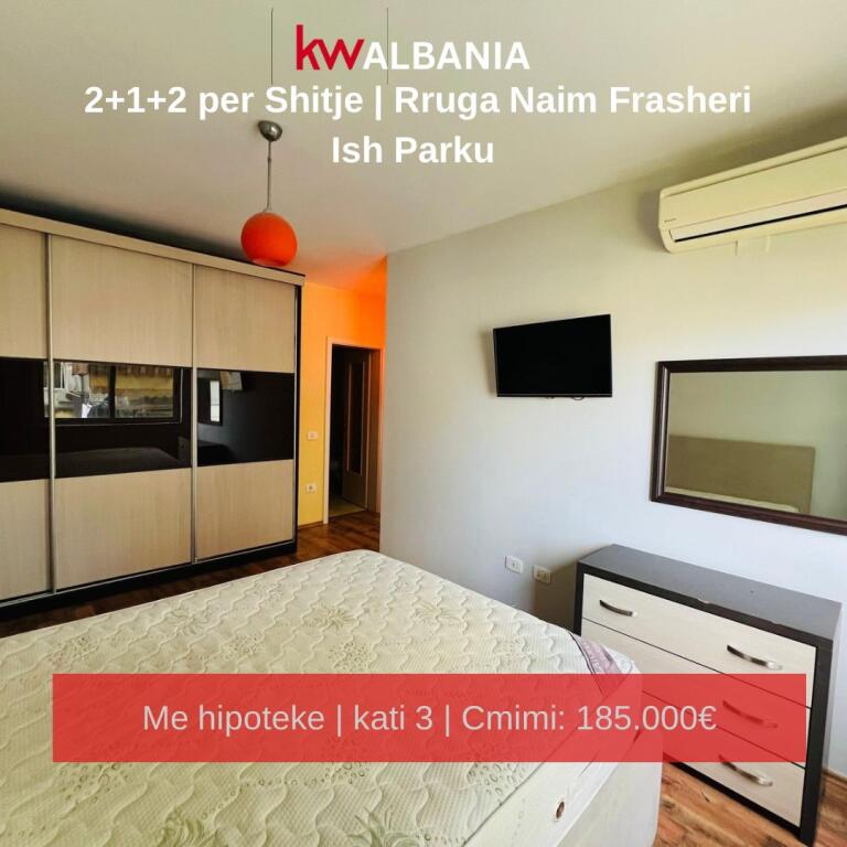 For sale apartment 2+1+2 near Ndre Mjedës, area of the former Park - Tirana